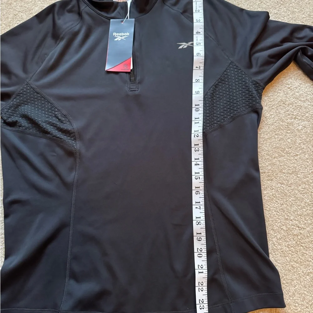NWT Reebok part Mesh Black Performance Top Size Large - Picture 6 of 8